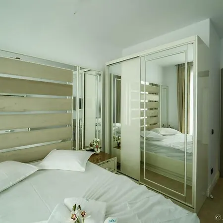 Massimo Luxury